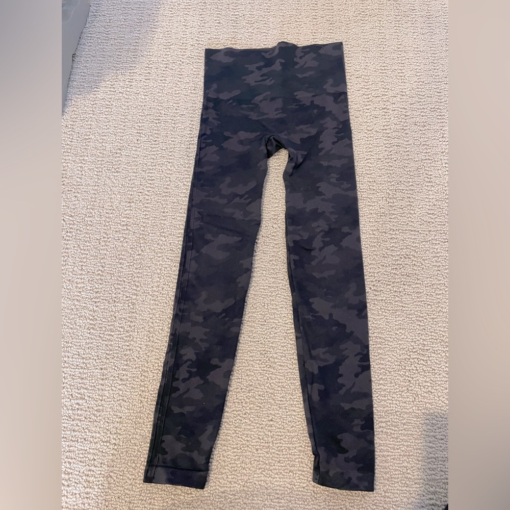 Spanx look at me now camo leggings